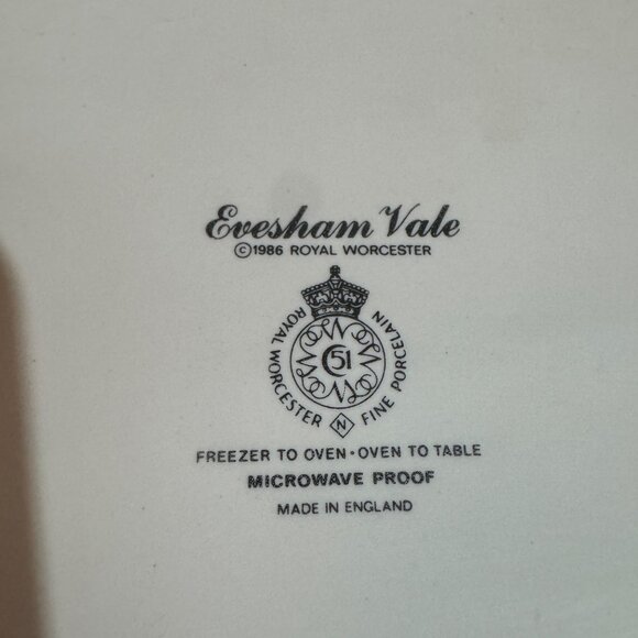 Royal Worcester Evesham Vale Oval Serving Dish With Corn & Fruit Design - Picture 4 of 5